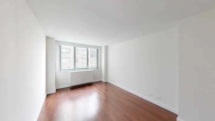 E 34th St #S29F - Photo 3 of 10