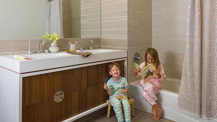 W 45th St #2702 - Photo 4 of 20