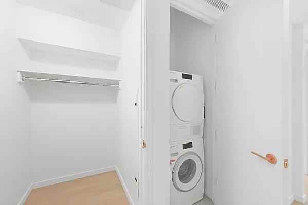 City Pt #24B - Photo 7 of 20