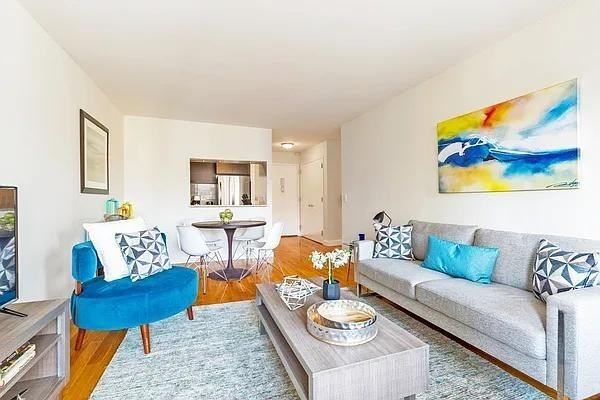 W 48th St #041D - Photo 7 of 15