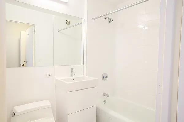 W 48th St #014A - Photo 4 of 19