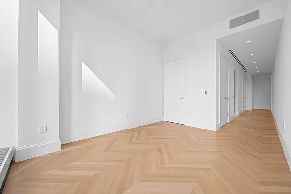 W 57th St #35E - Photo 5 of 20