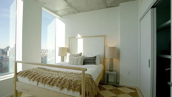 State St #12K - Photo 3 of 20