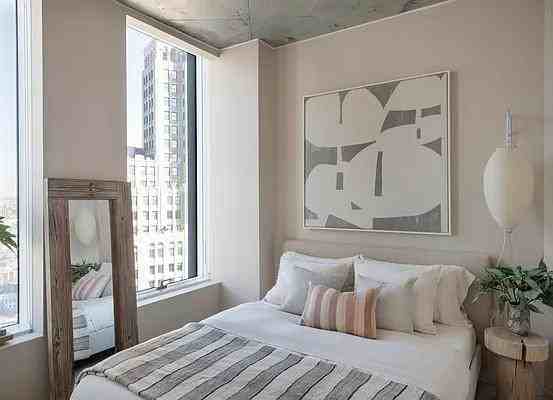 State St #28E - Photo 3 of 20