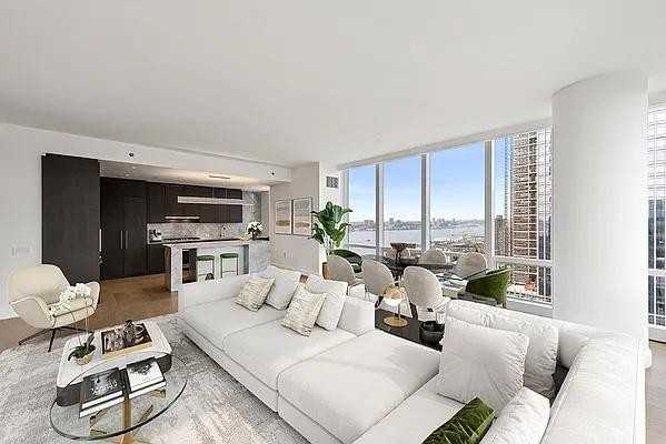 Hudson Yards #32H - Photo 2 of 11