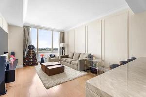 featured image of Hudson Yards #24F