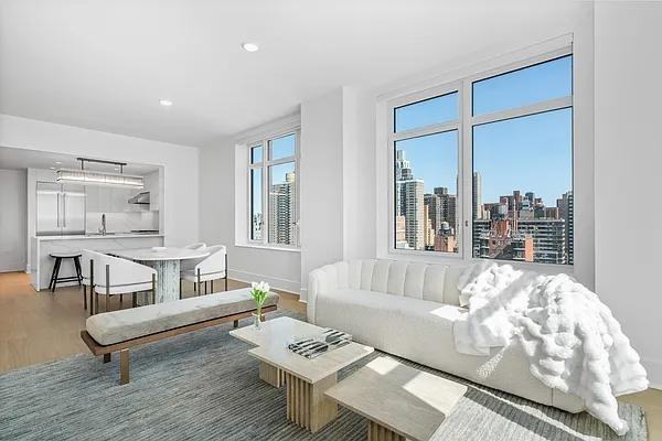 E 83rd St #PH1C - Photo 3 of 18