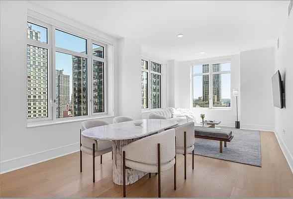 E 83rd St #PH1C - Photo 4 of 18