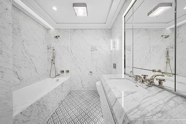 Park Ave #1909 - Photo 4 of 11