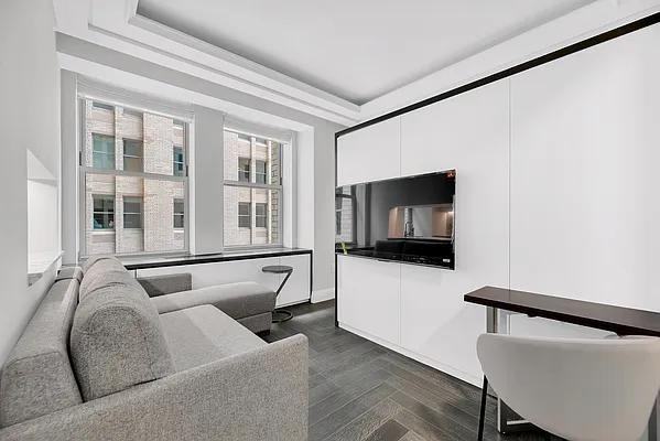 Park Ave #1918 - Photo 2 of 13