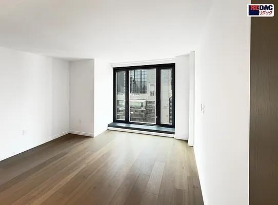 W 56th St #34F - Photo 4 of 20
