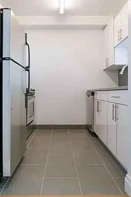 E 44th St #29H - Photo 5 of 20