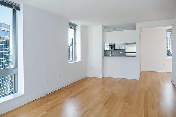 E 44th St #35C - Photo 3 of 20