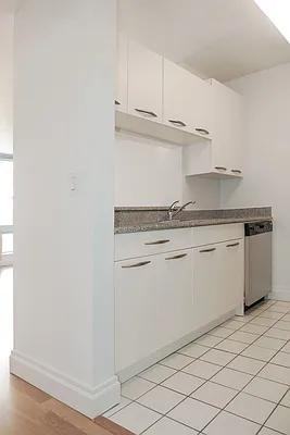 E 44th St #50D - Photo 5 of 20