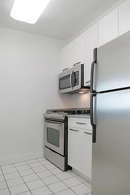 E 44th St #46D - Photo 7 of 20