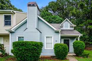 2318 Wellington Cir - Photo 1 of 1