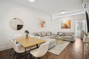 featured image of 125 E 83rd St