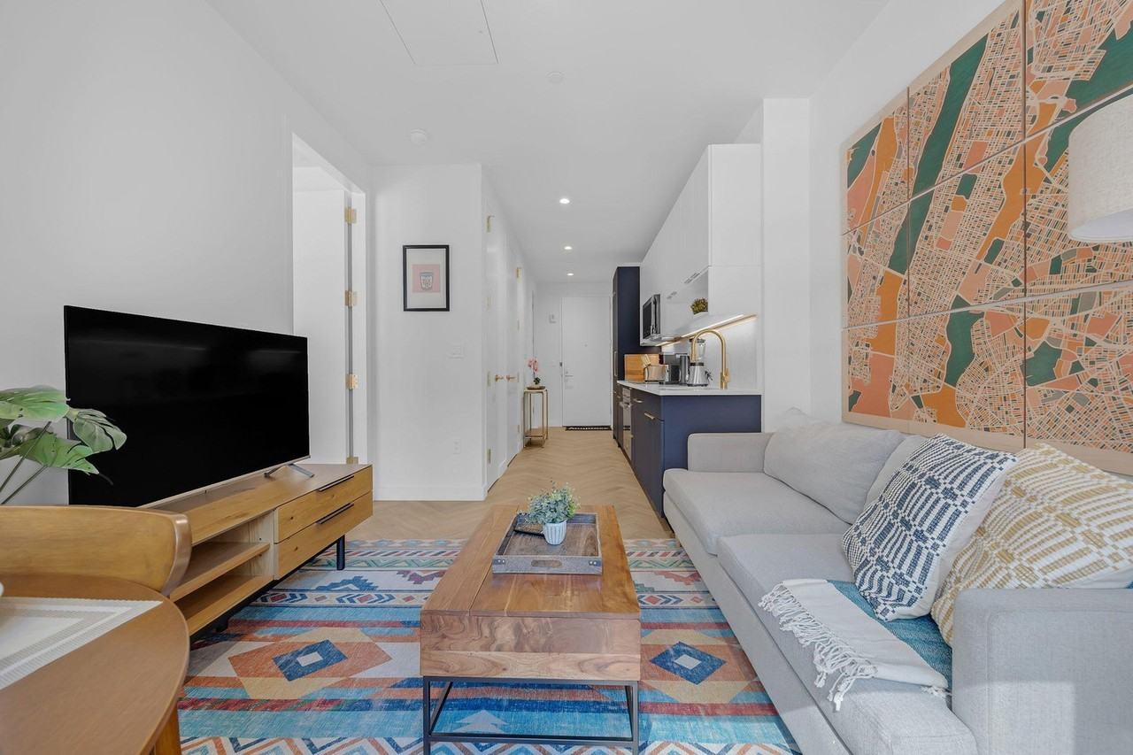 980 Avenue Of The Americas #1237436P - Photo 5 of 39