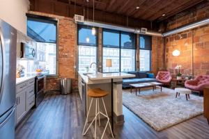 featured image of 350 East Ave