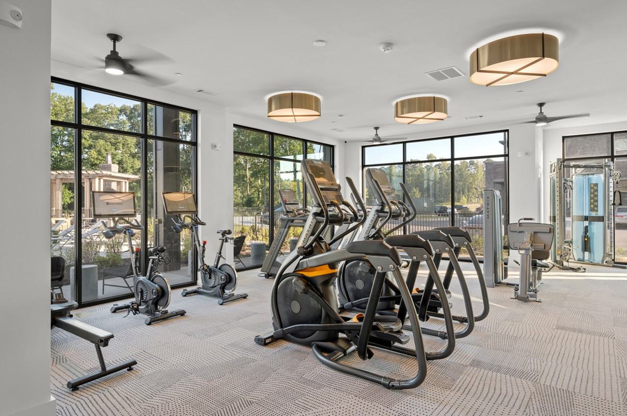 110 Addison Rd #1223268P - Photo 7 of 48