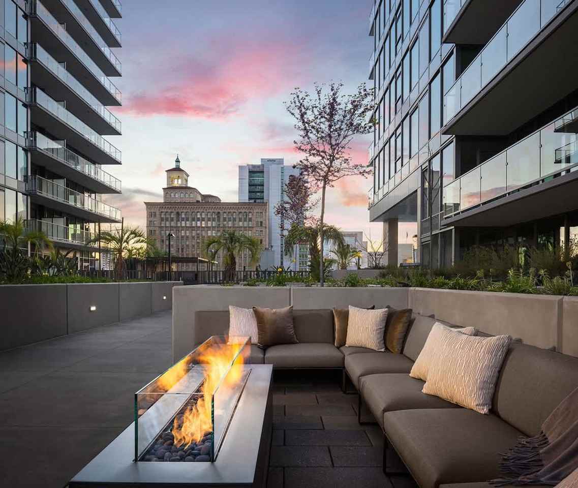 707 Broadway #1240425P - Photo 3 of 44