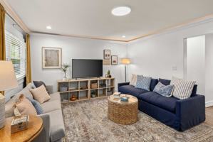 featured image of 305 Nw H St