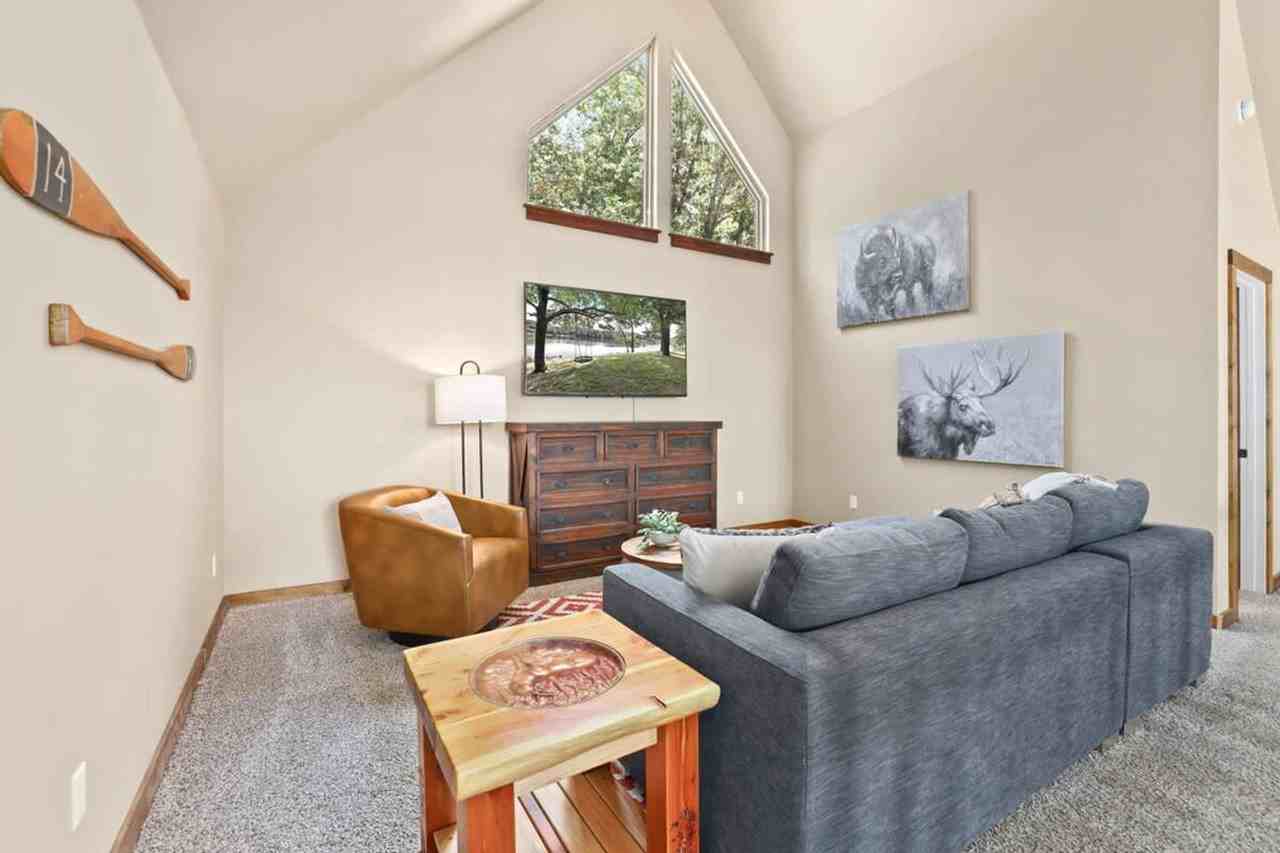 19845 Groth Rd #1241319P - Photo 7 of 50