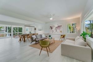 featured image of 819 Hollywood Boulevard