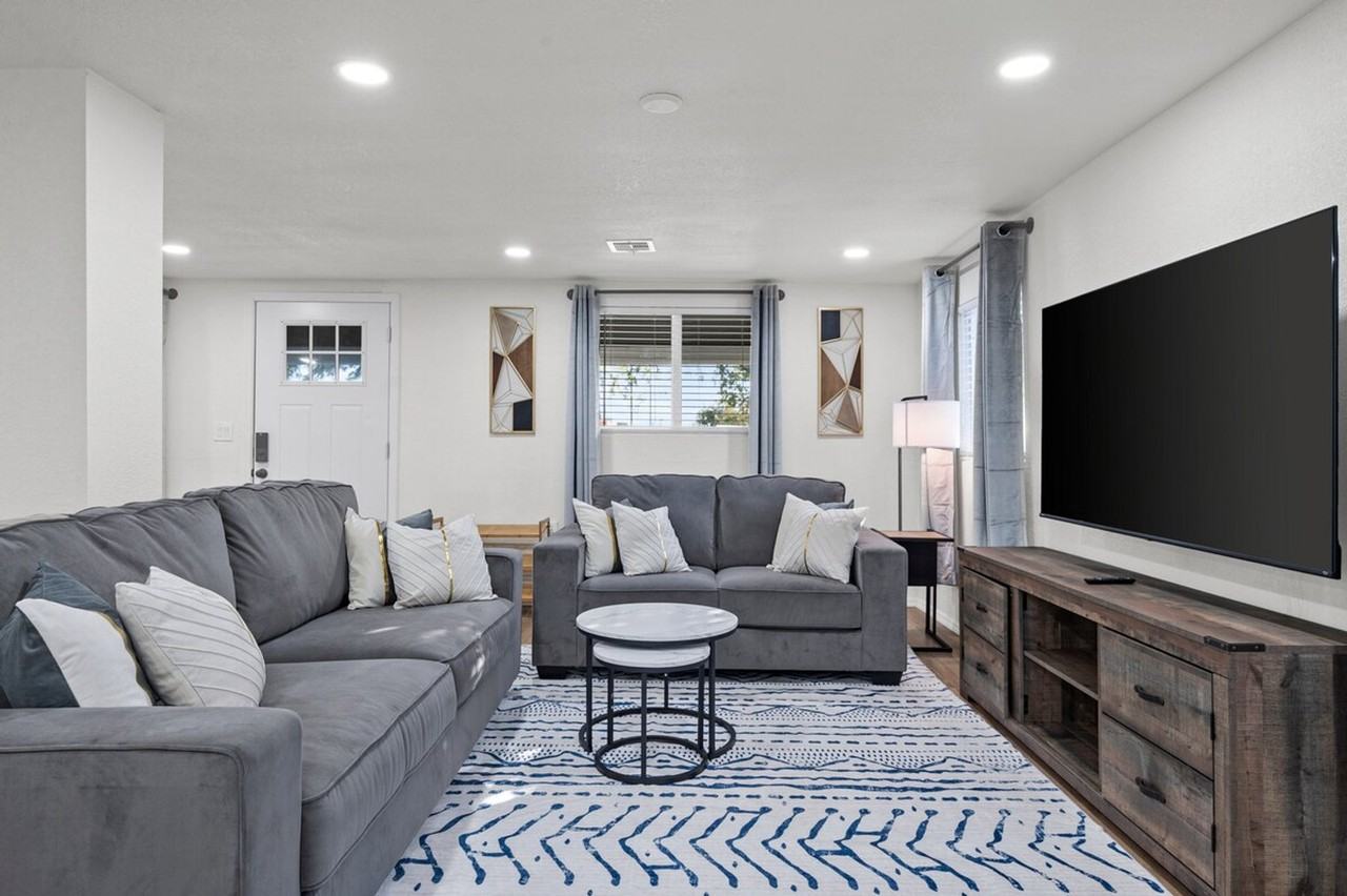 4010 W Sherman St #1244309P - Photo 3 of 32