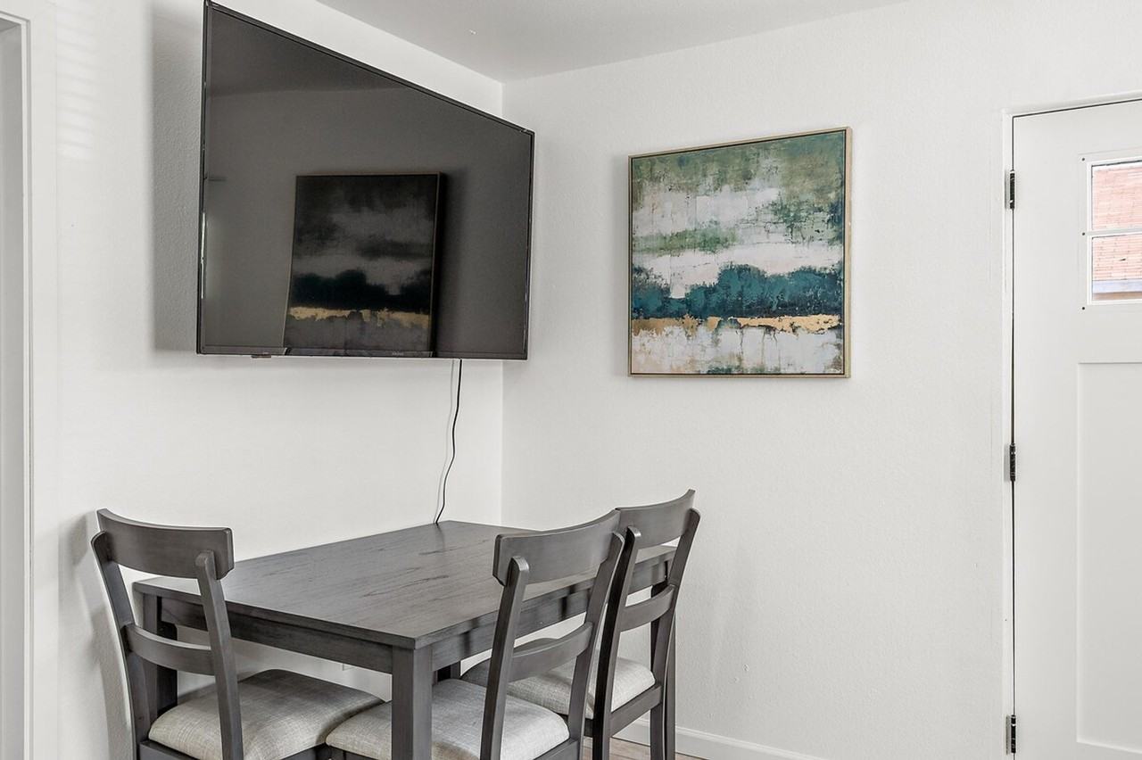 2228 W Georgia Ave #1244317P - Photo 4 of 20