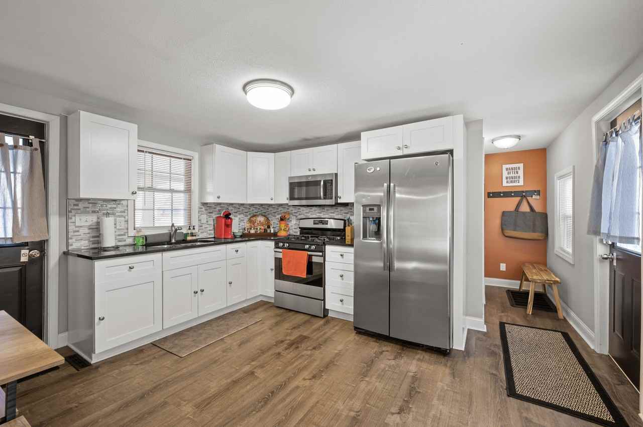 771 Buffalo St #1244907P - Photo 7 of 43