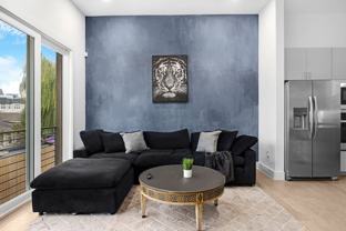 2105 Mcgowen St - Photo 1 of 1