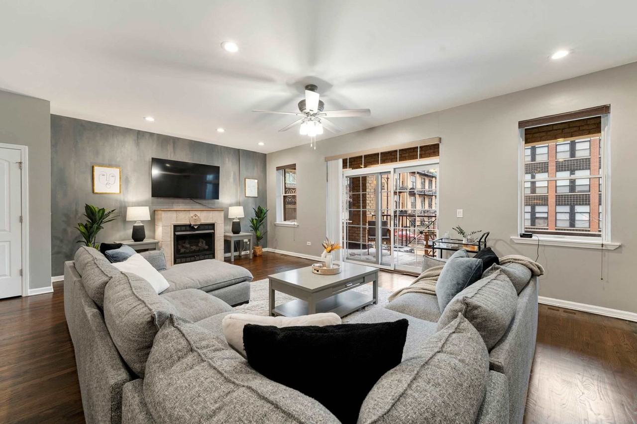 1909 S Michigan Ave #1244939P - Photo 7 of 50