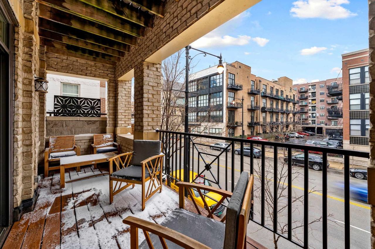 1909 S Michigan Ave #1244939P - Photo 5 of 50