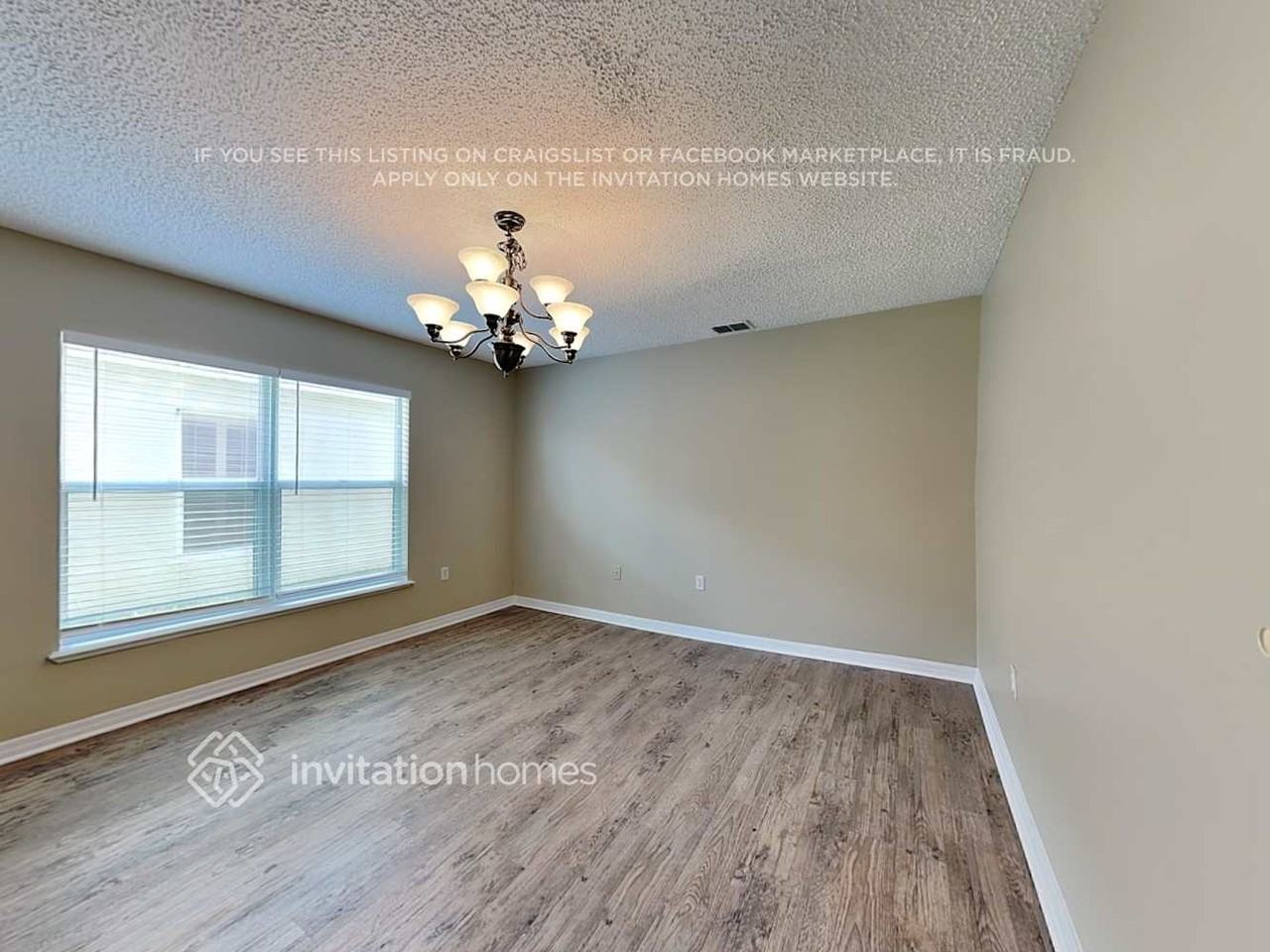 1754 Cornerview Ln - Photo 4 of 26