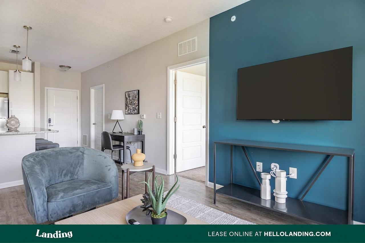 2300 Tapestry Park Dr - Photo 4 of 50
