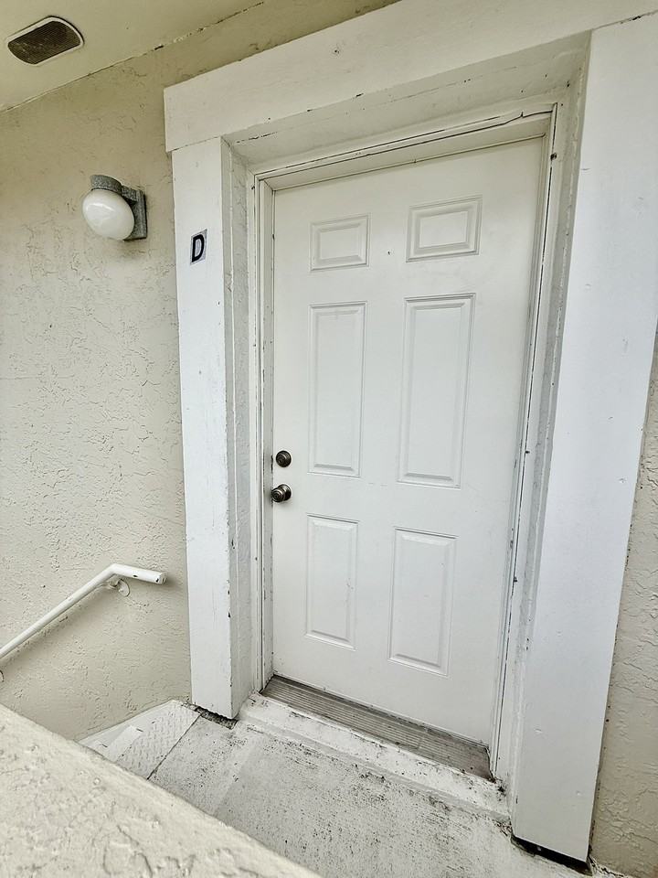 2941 Bough Ave #1 - Photo 2 of 27