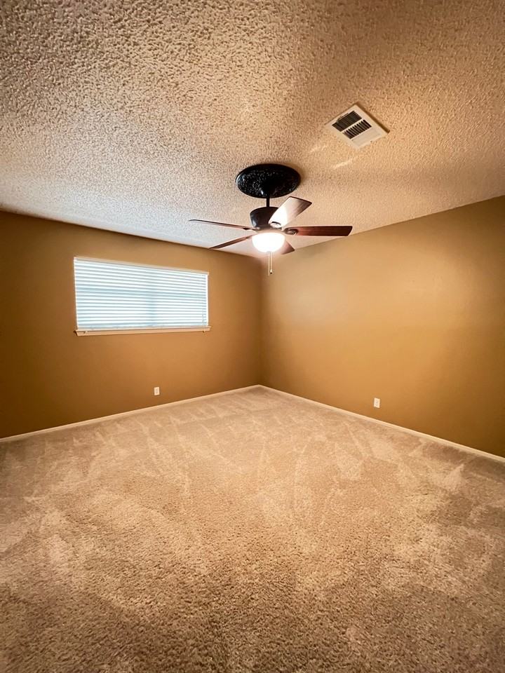 4107 Angelina Dr - Photo 2 of 12