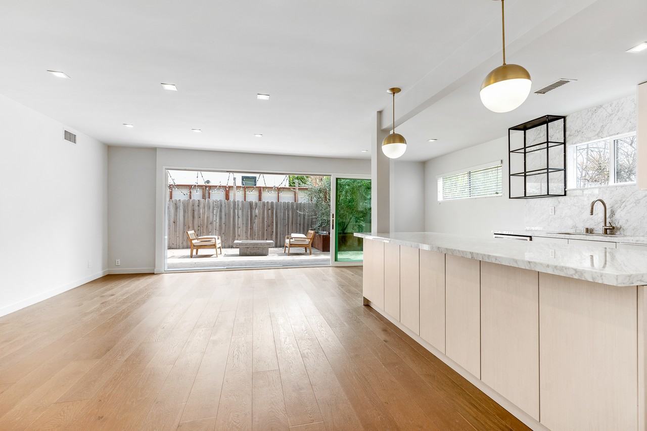 938 Croft Avenue #2 - Photo 5 of 22