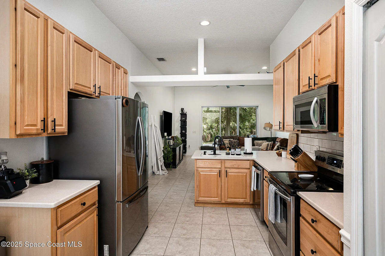 294 Brandy Creek Cir Se - Photo 4 of 19