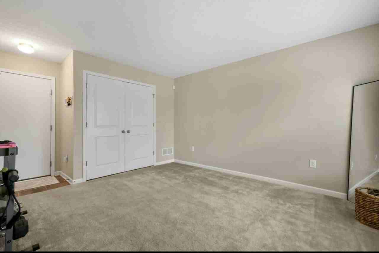 389 Laurel Creek St #389 - Photo 3 of 30