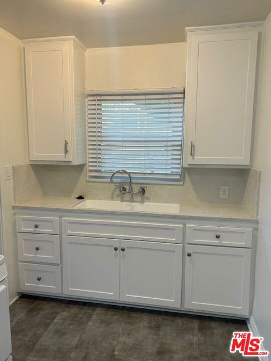12003 Louise Ave #12003 - Photo 2 of 10