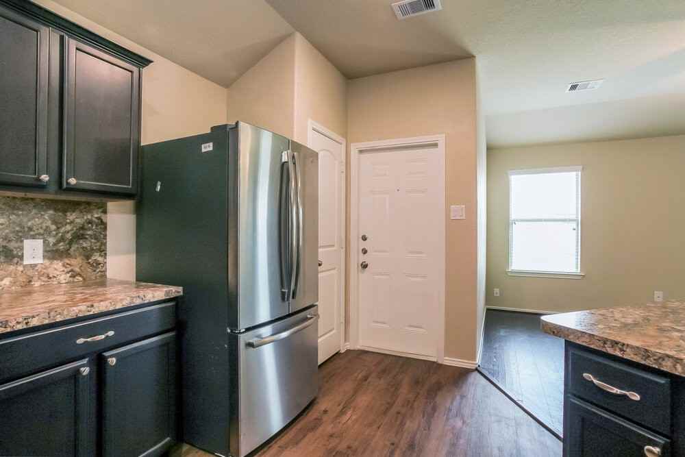 15419 Rancho Joya Way - Photo 6 of 16
