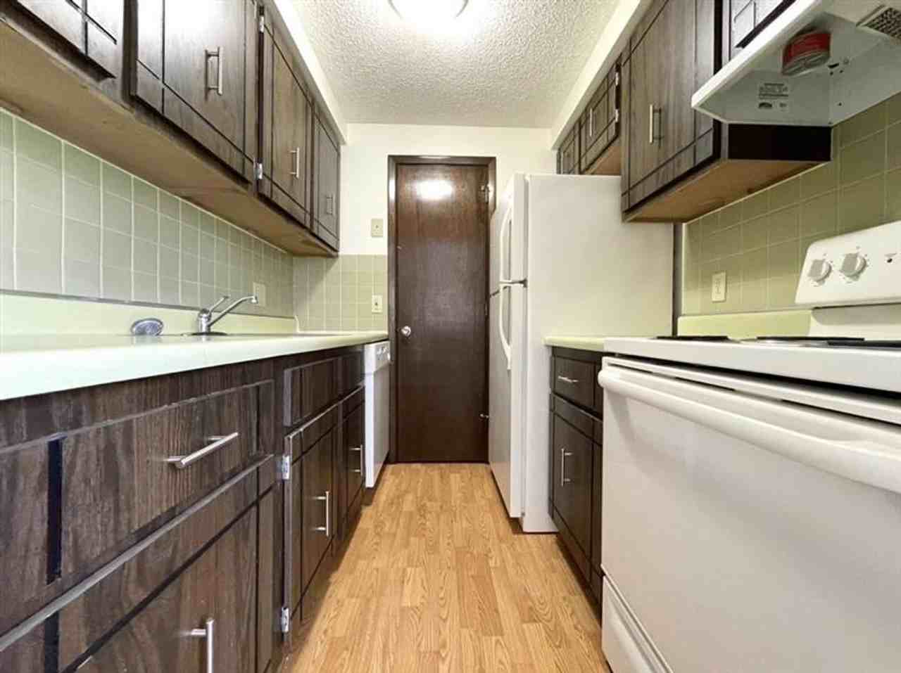 Buffalo Creek Commons - Photo 3 of 13