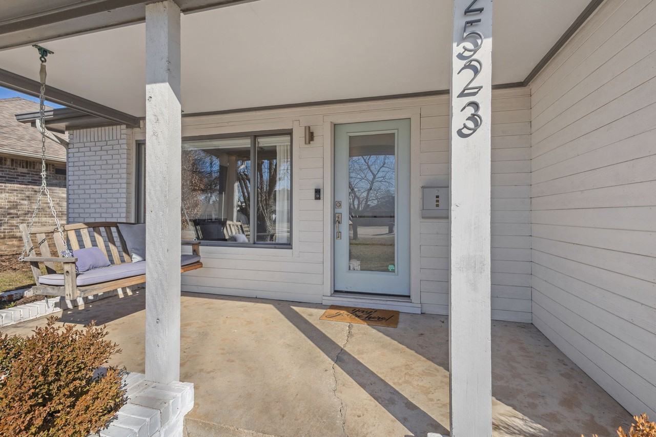 2523 Nw 57th St #NA - Photo 2 of 16