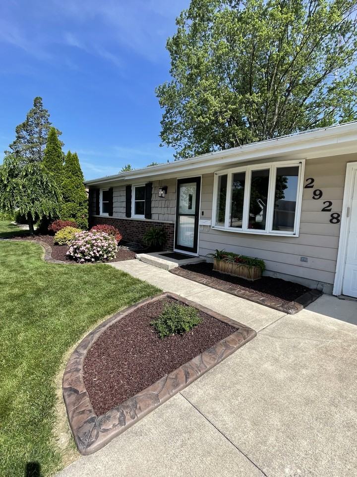 2928 Coventry Ave #NA - Photo 3 of 32