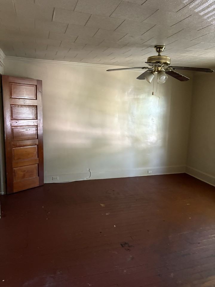 92 Central Ave #B - Photo 2 of 13