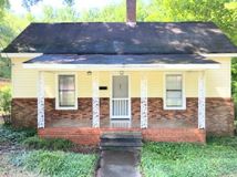 621 N Mountain St - Photo 1 of 1