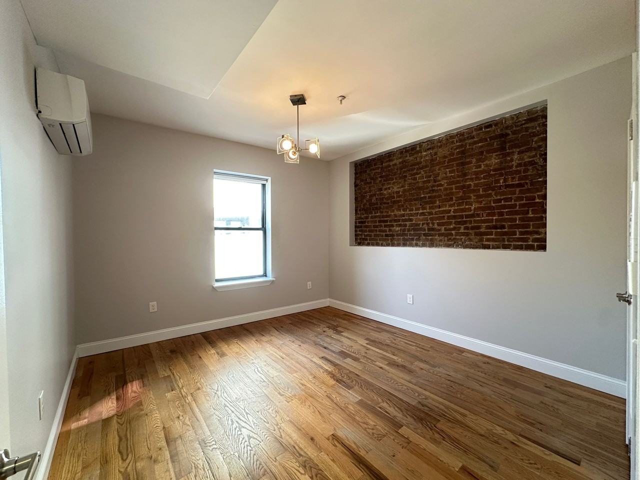 45 Clifton Pl - Photo 3 of 7