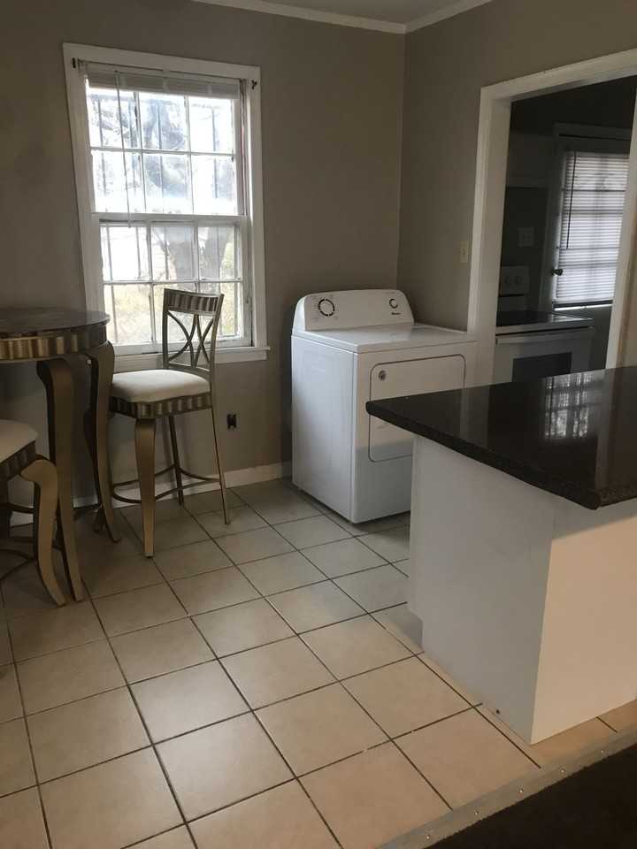 2616 Dwight Rd #NA - Photo 2 of 10